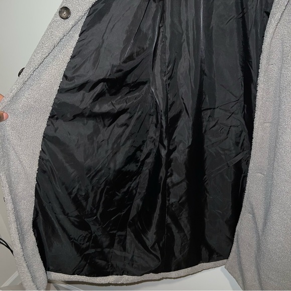 ASOS Design Gray Sherpa Button Up Shacket - Picture 7 of 10